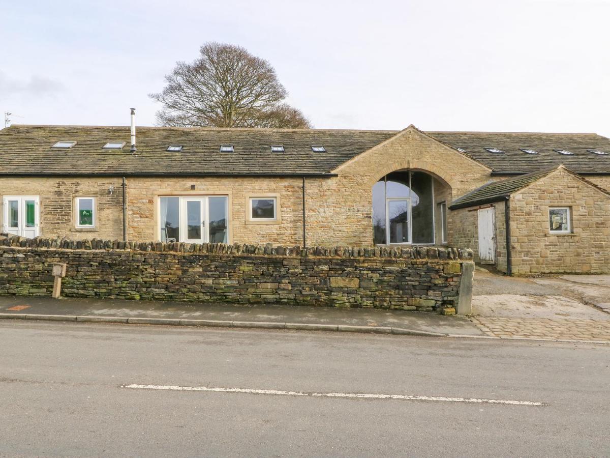 1 Barn Cottages Halifax Bagian luar foto